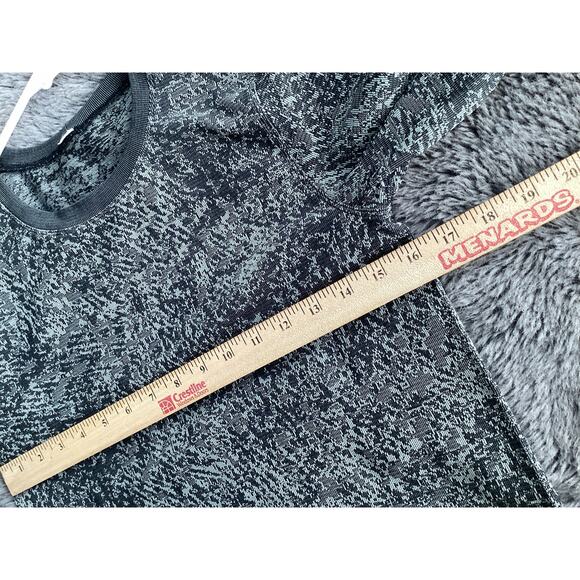 Lululemon long sleeve swiftly breathe pull over shirt top rhino gray - Picture 6 of 9